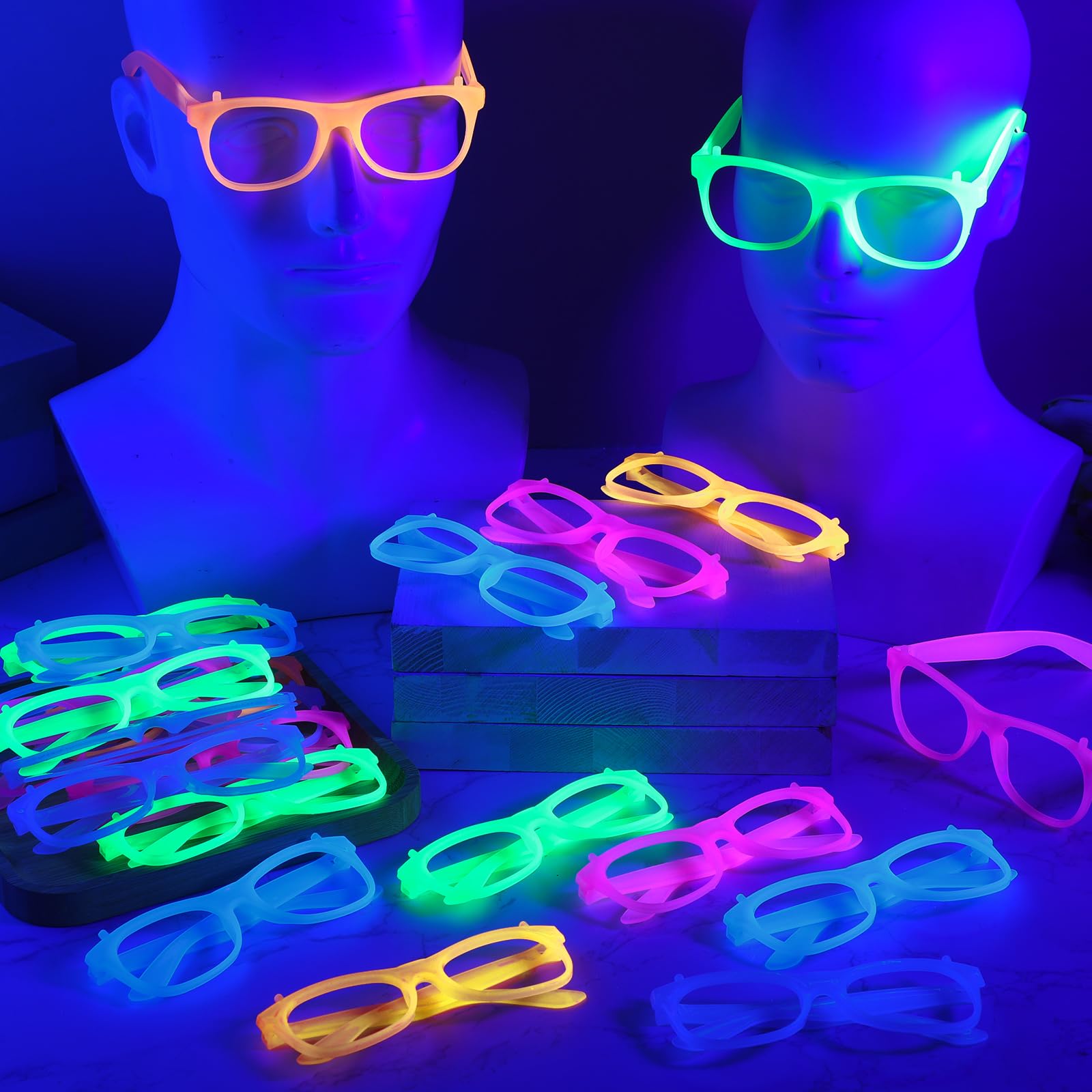 2/24 قطعة من النظارات المتوهجة - مراجعة Glow In The Dark Party Glasses وسعره