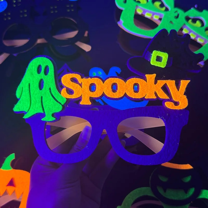 إطارات نظارات من اللباد تتوهج  - مراجعة Glow In The Dark Party Glasses وسعره
